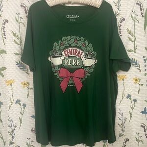 NWT Friends Christmas Green Central Perk Tshirt  XXL
